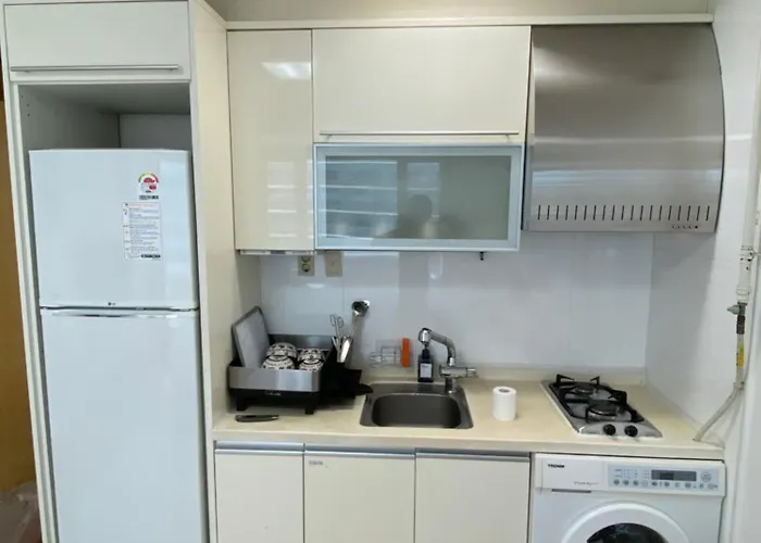 Daire Gangnam Stn 1min #clean Cozy #business Trip #plastic Surgery #easy Access To Transportation *