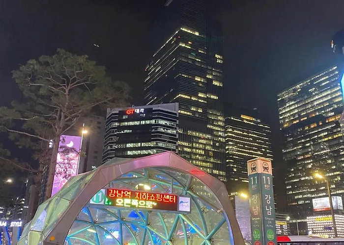 Gangnam Stn 1min #clean Cozy #business Trip #plastic Surgery #easy Access To Transportation *